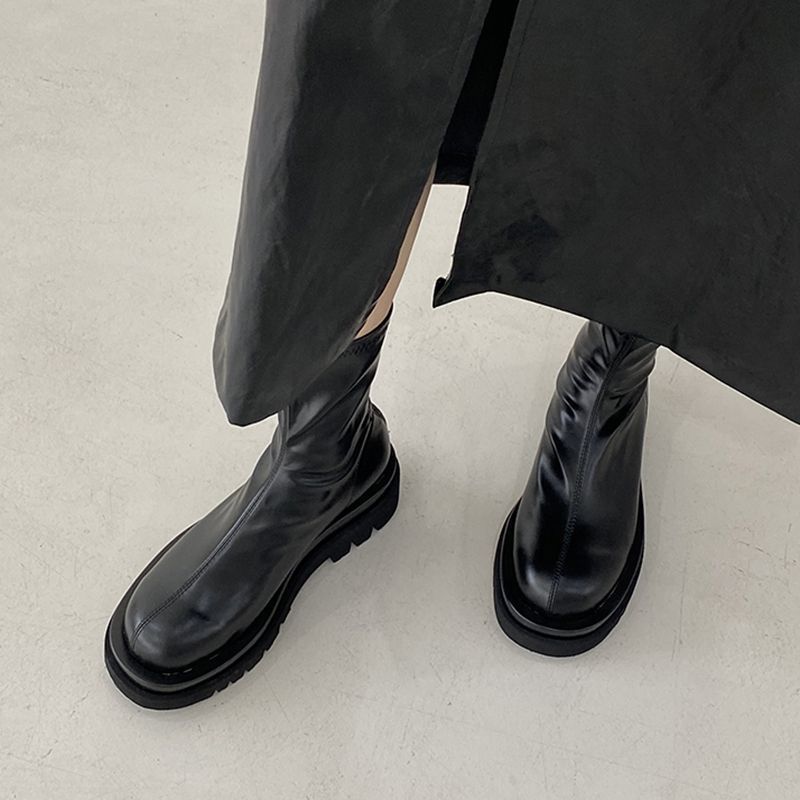 Street Fashion Winter 2025 - Chunky Heel Women Elastic Short Boots
