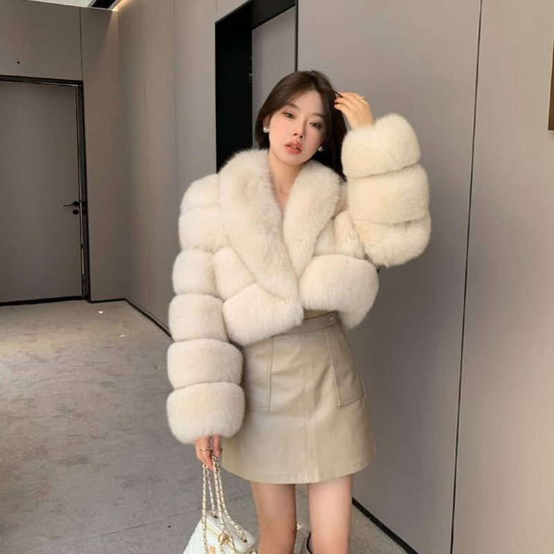 Iconic Street Fashion Week Lux - Street Fashion Week ulasan dan harga