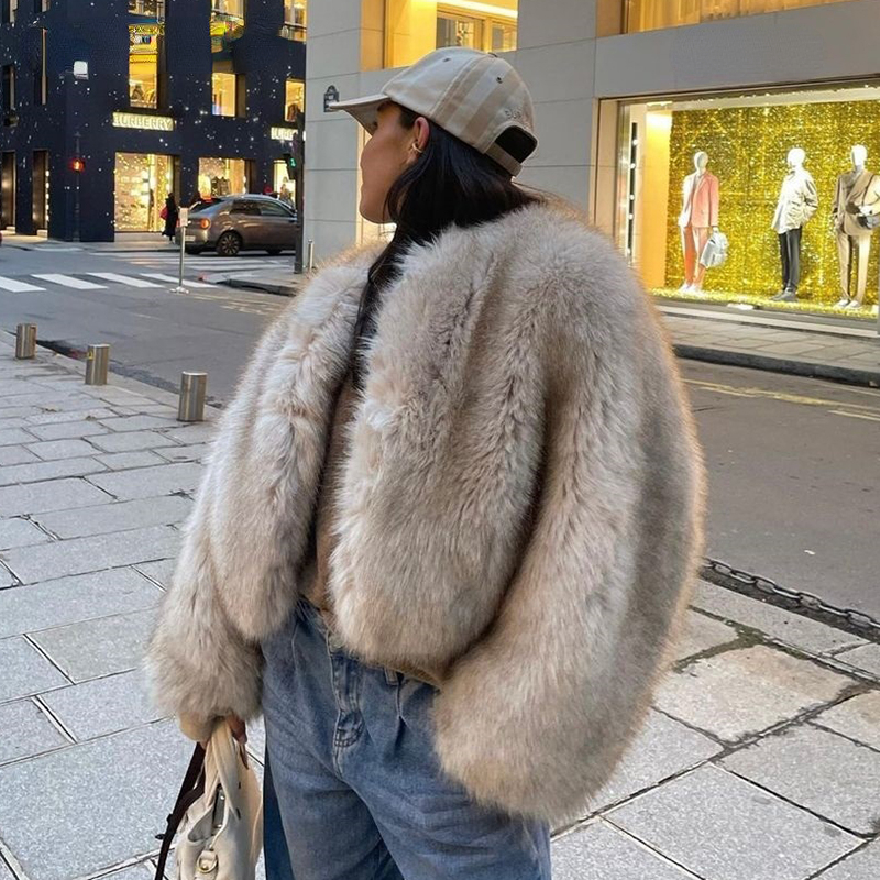 Iconic Street Fashion Week Lux - Street Fashion Week ulasan dan harga