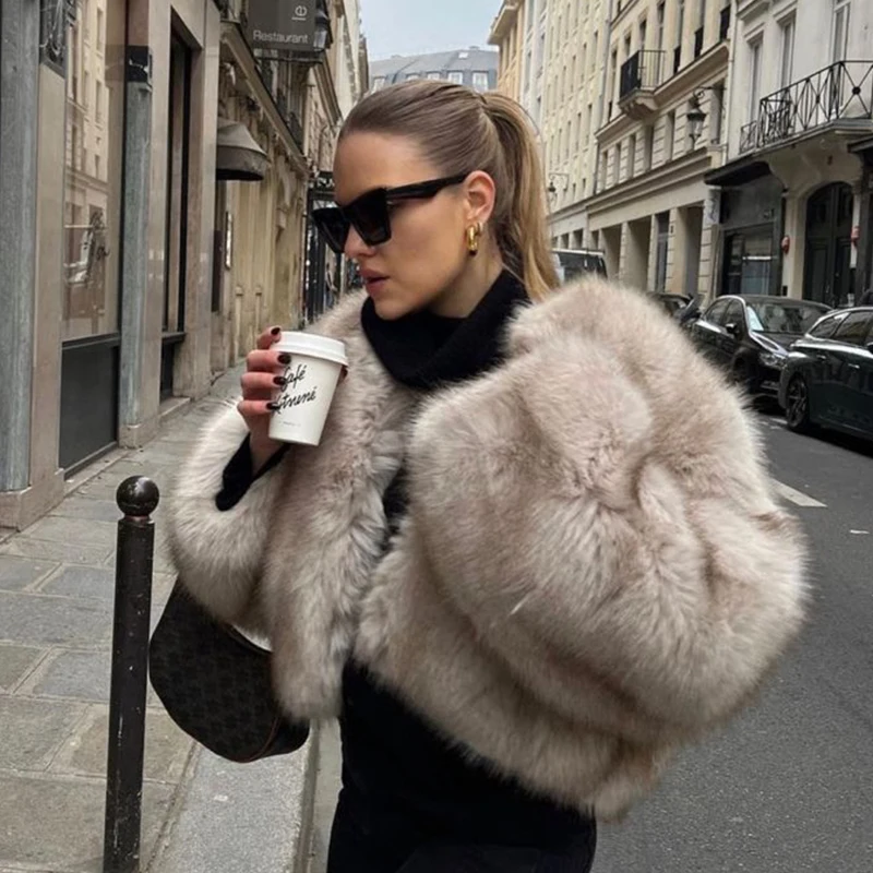 Iconic Street Fashion Week Lux - Street Fashion Week ulasan dan harga