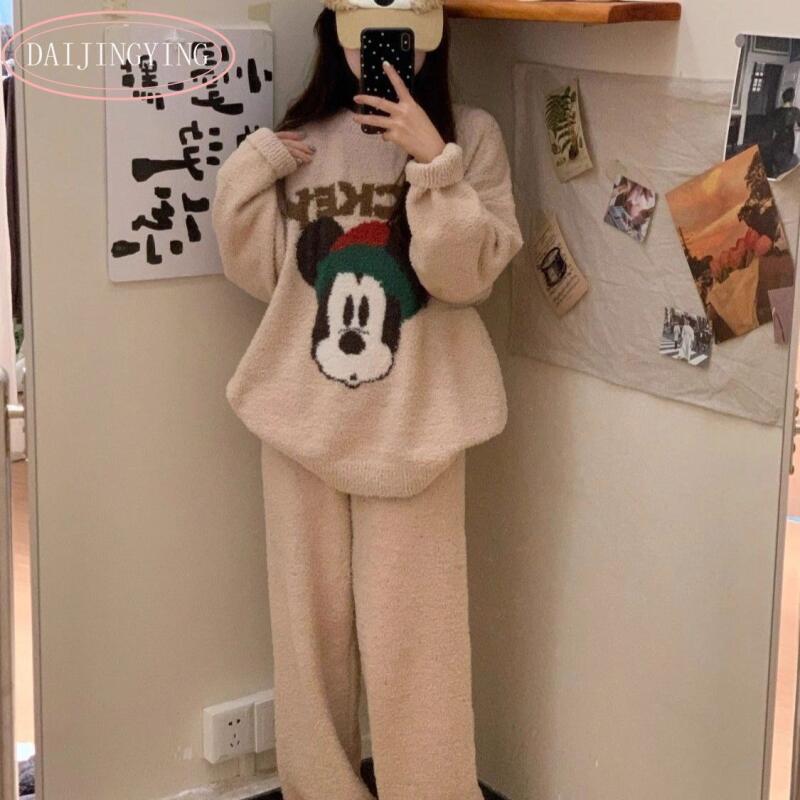 Mickey Mouse Christmas-Themed  - Oversized Crewneck Fleece ulasan dan harga
