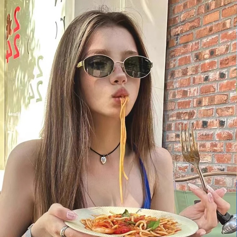 Korea New Oval Alloy Sunglasse - Street Fashion In Korea ulasan dan harga